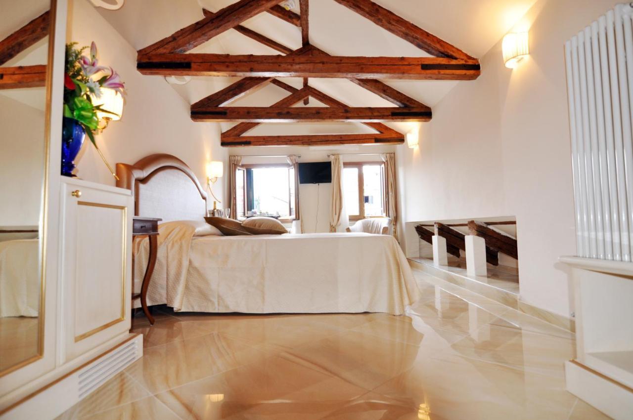 Dream Suites Венеция Экстерьер фото
